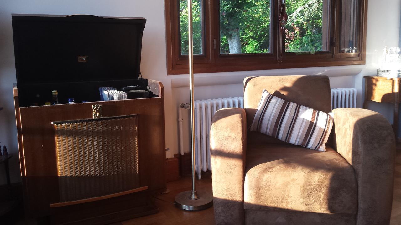 13 Bees Bed and Breakfast Confolens Εξωτερικό φωτογραφία